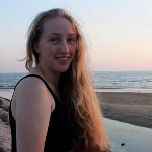 Meet your Posher, Gabriella